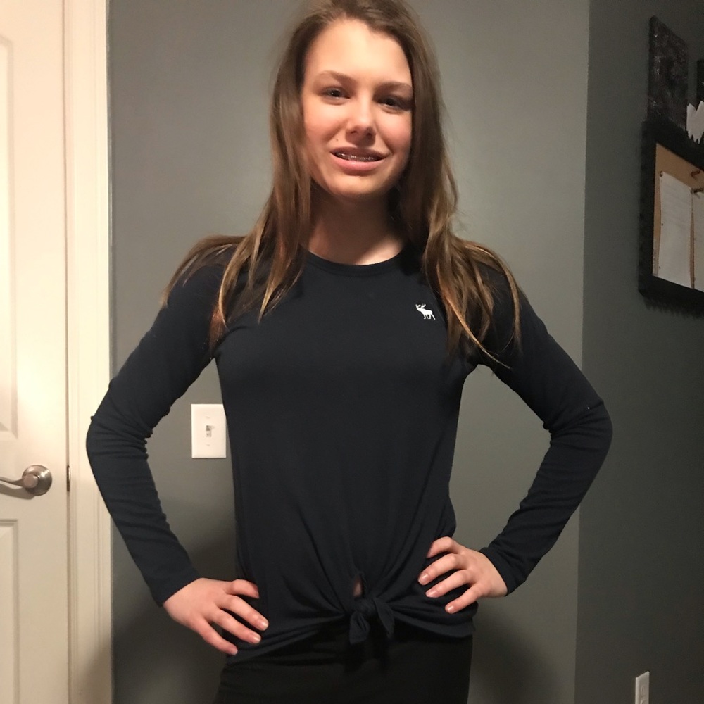 abercrombie navy blue long sleeve
